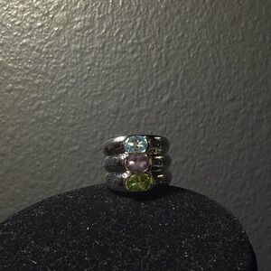Elegant Silver Ring with Multicolor Gemstones
